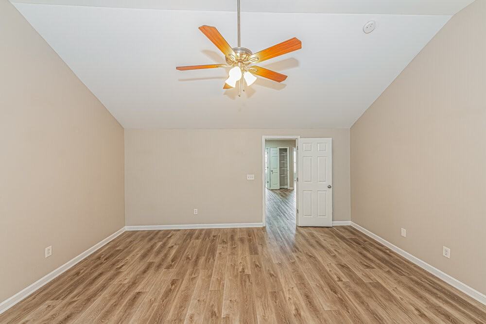 1549 Pebble Ridge Dr - Photo 7 of 17