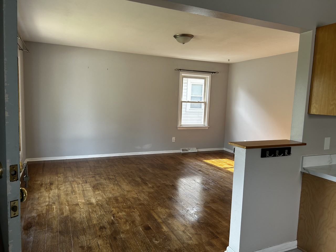 23812 Knickerbocker Rd #NA - Photo 3 of 15