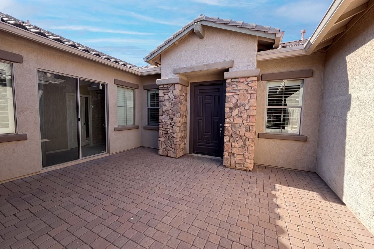 3081 E Powell Way #NA - Photo 2 of 20
