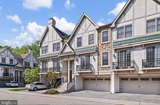 104 Sutton Way #104 - Photo 3 of 27