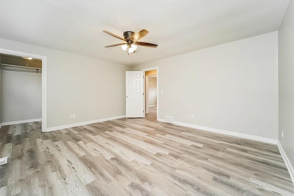 11028 Eudora Cir #NA - Photo 7 of 10
