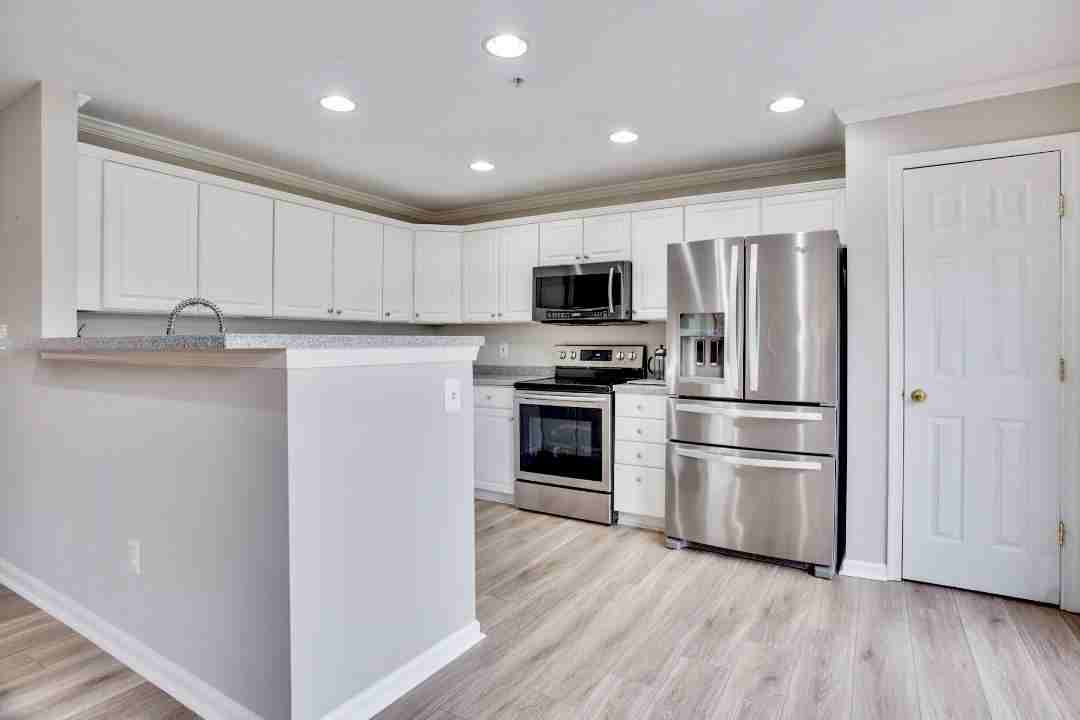 1931 Crescent Park Dr - Photo 7 of 16