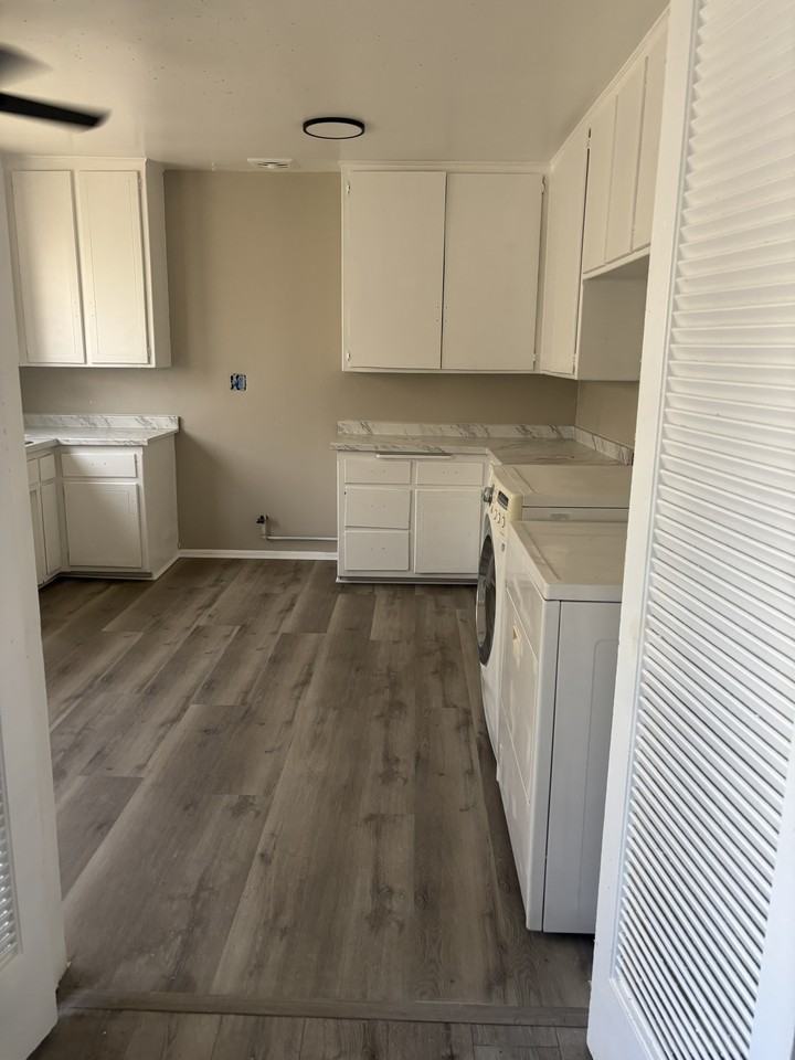 636 Hardin Dr #4 - Photo 3 of 22