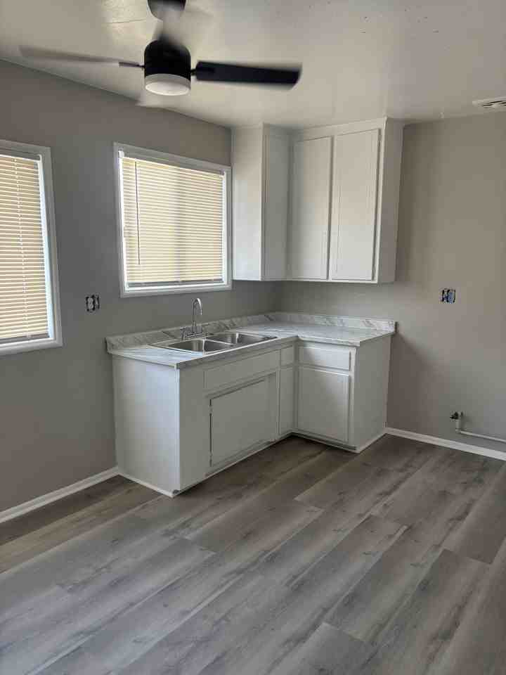 636 Hardin Dr #4 - Photo 4 of 22