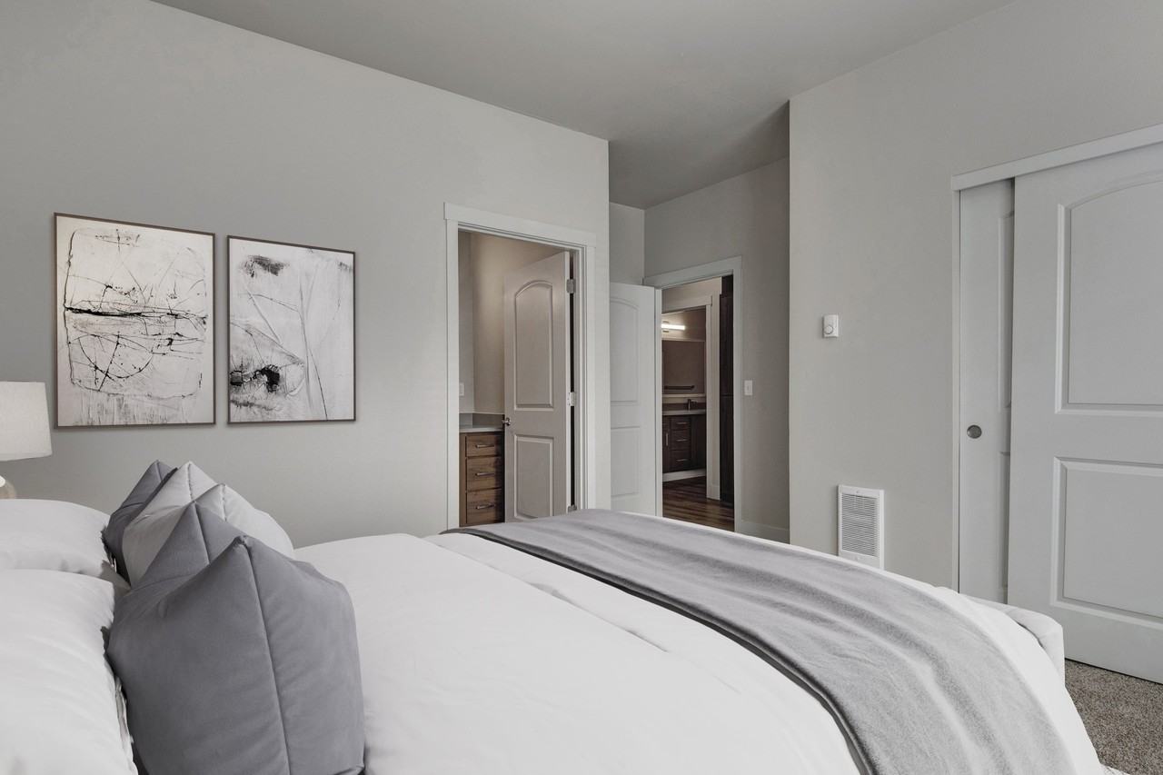River Ridge - Photo 7 of 25