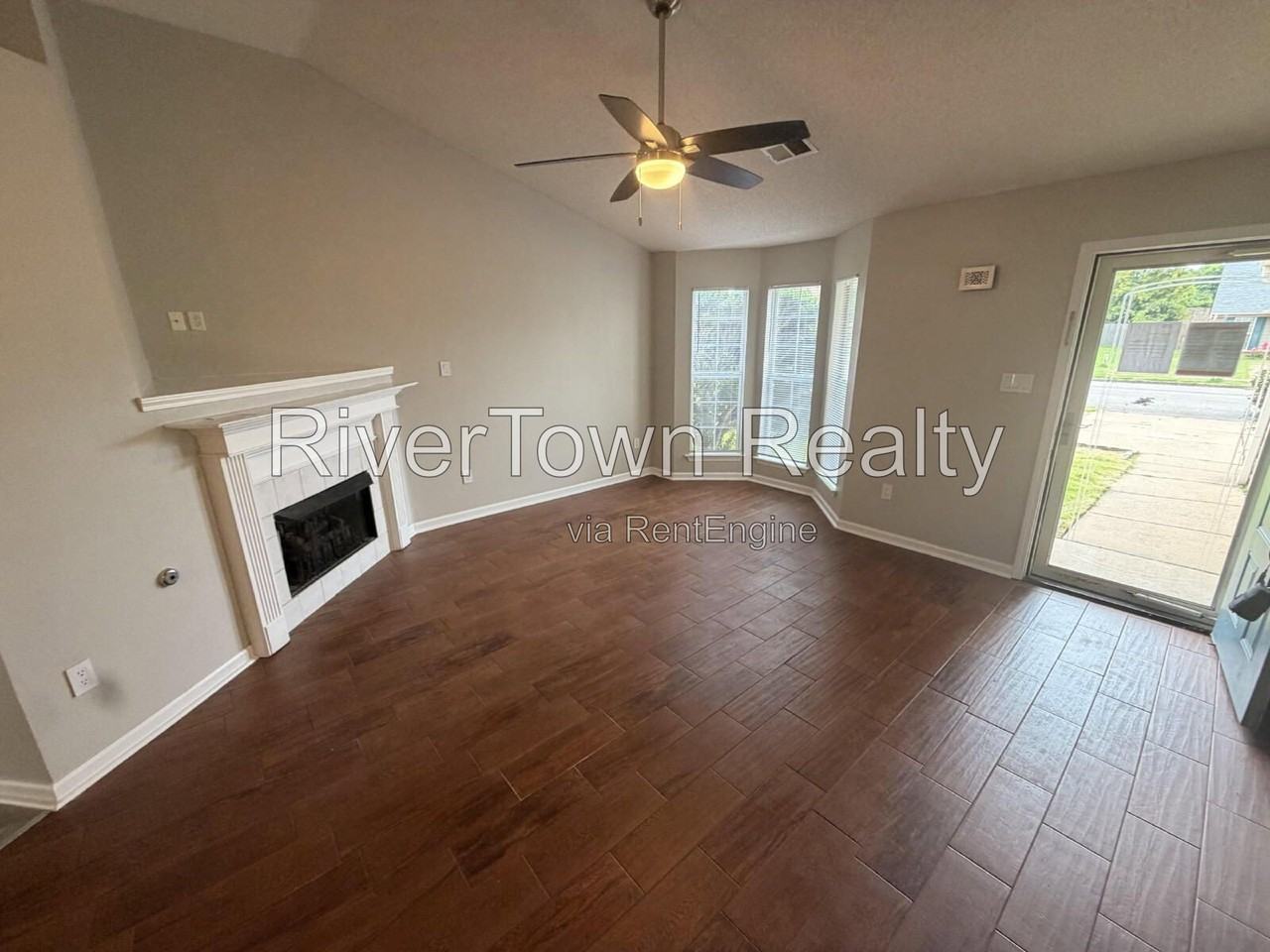10570 Pecan Vw - Photo 2 of 24