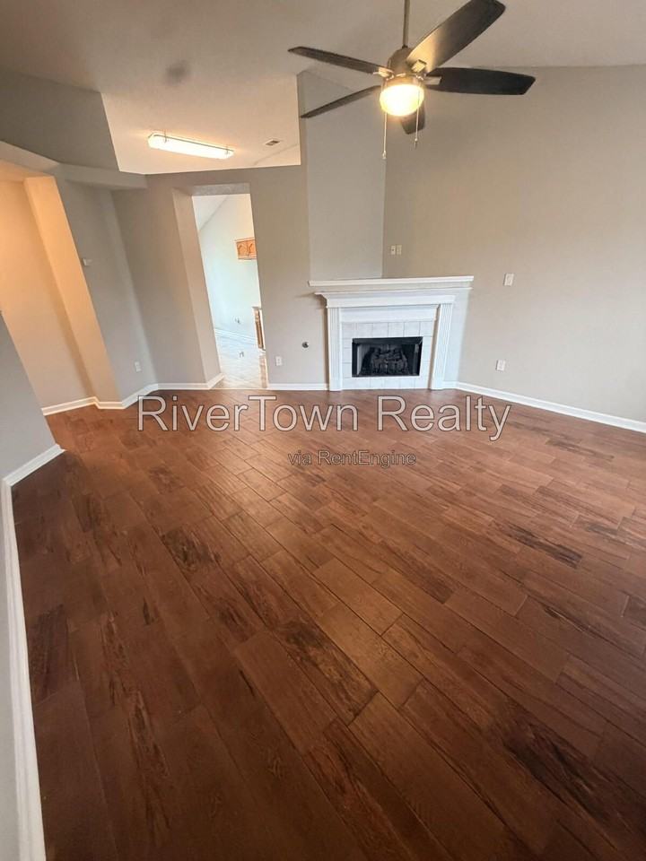 10570 Pecan Vw - Photo 3 of 24