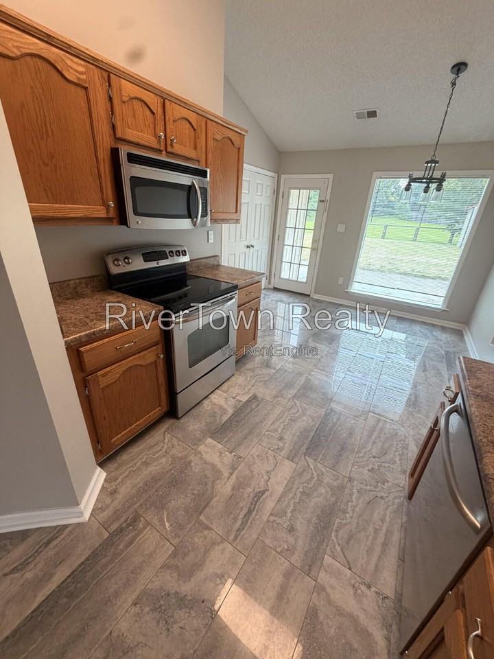 10570 Pecan Vw - Photo 6 of 24