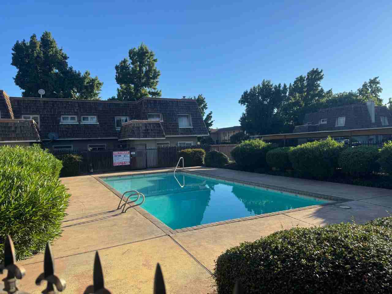 1624 W North Bear Creek Dr - Photo 2 of 21