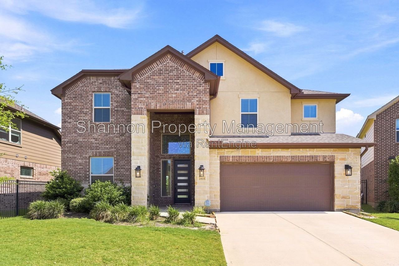 24610 Bardona Way - Photo 2 of 41