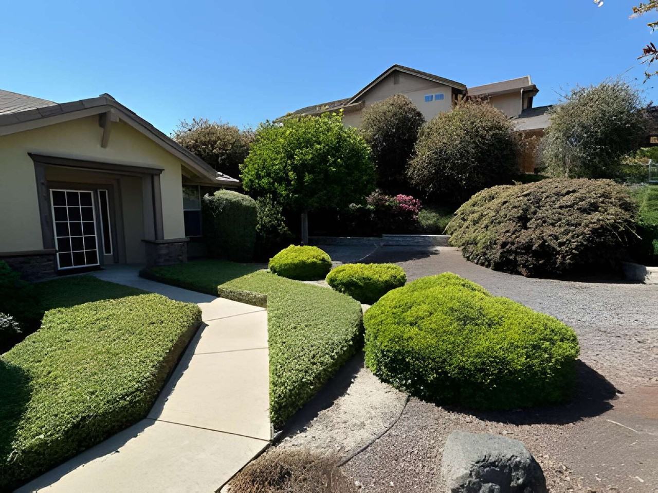 725 Asilo - Photo 3 of 28