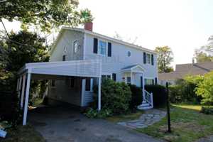 featured image of 163 Winnacunnet Rd
