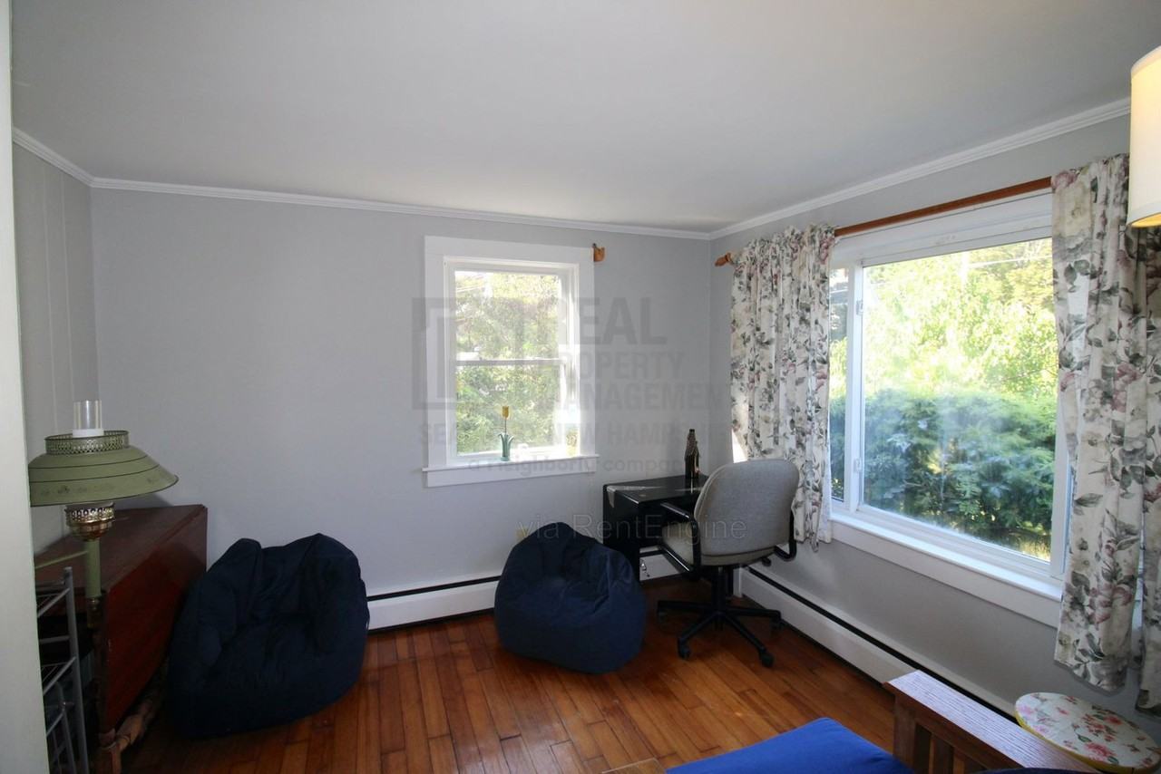 163 Winnacunnet Rd - Photo 6 of 29