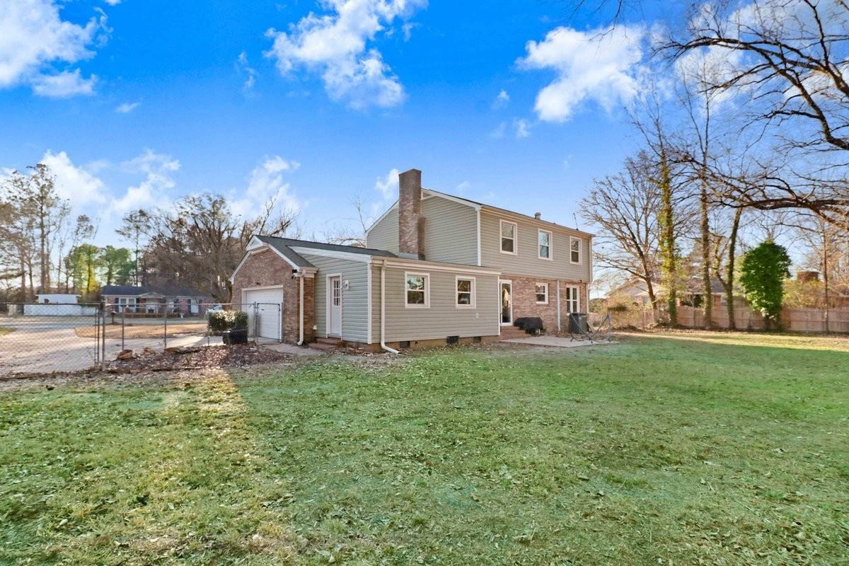 202 Deluca Rd - Photo 4 of 29