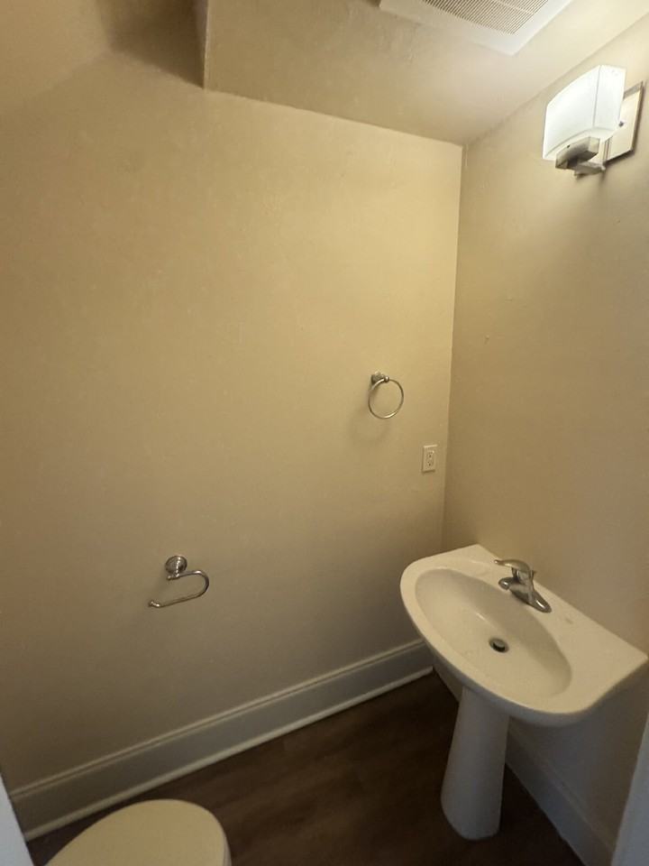 1974 Midyette Rd #1215 - Photo 5 of 5