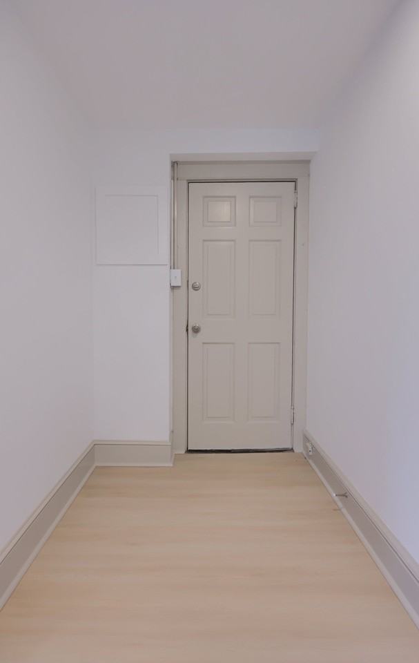 40 W James St #7 - Photo 4 of 14