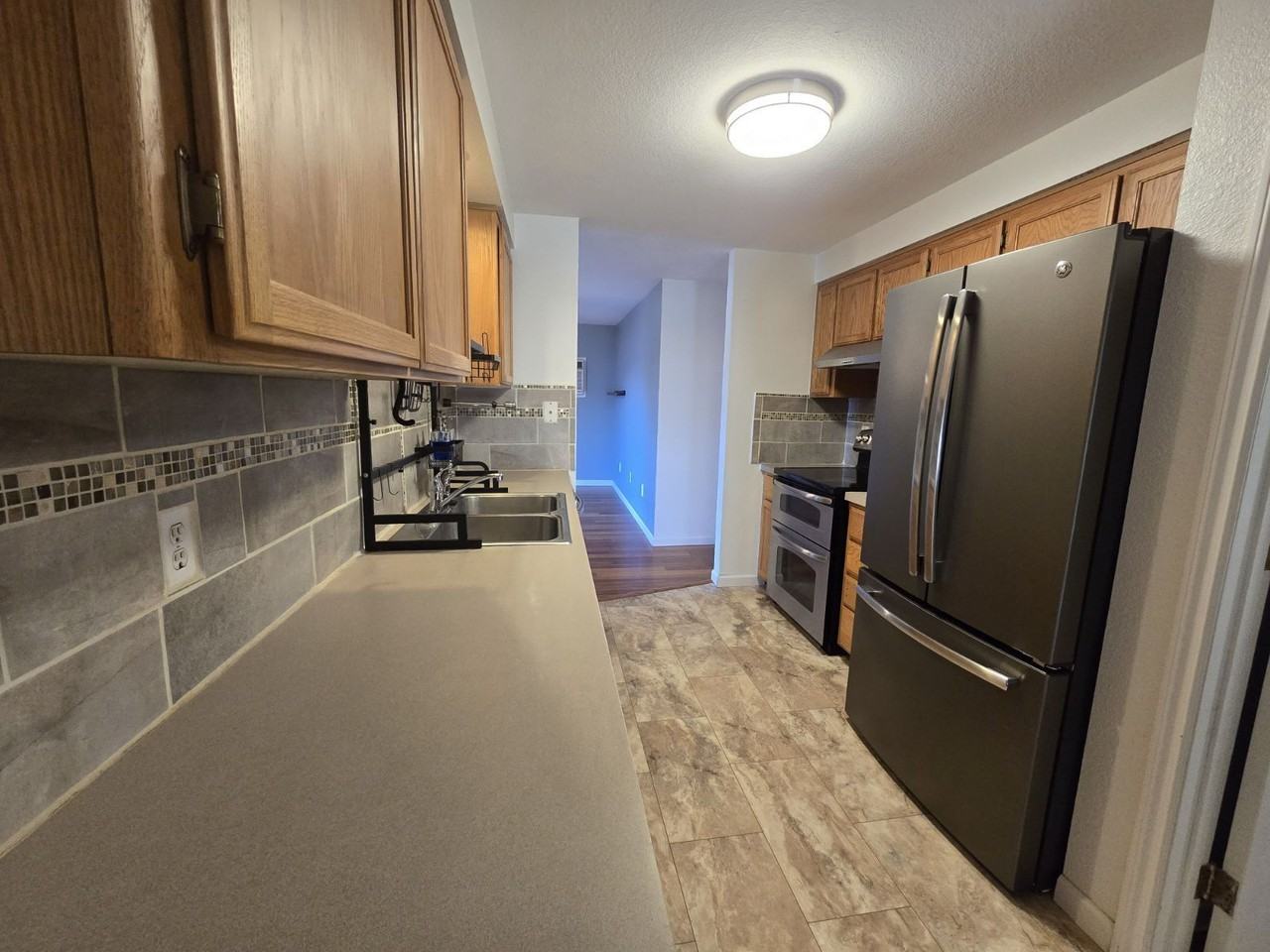 160 Keeler Ct - Photo 6 of 19