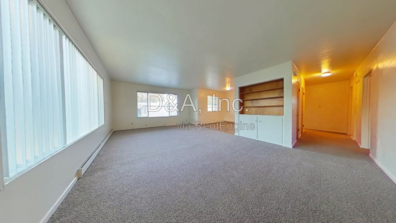 845 Nw 10th St - Photo 2 of 14