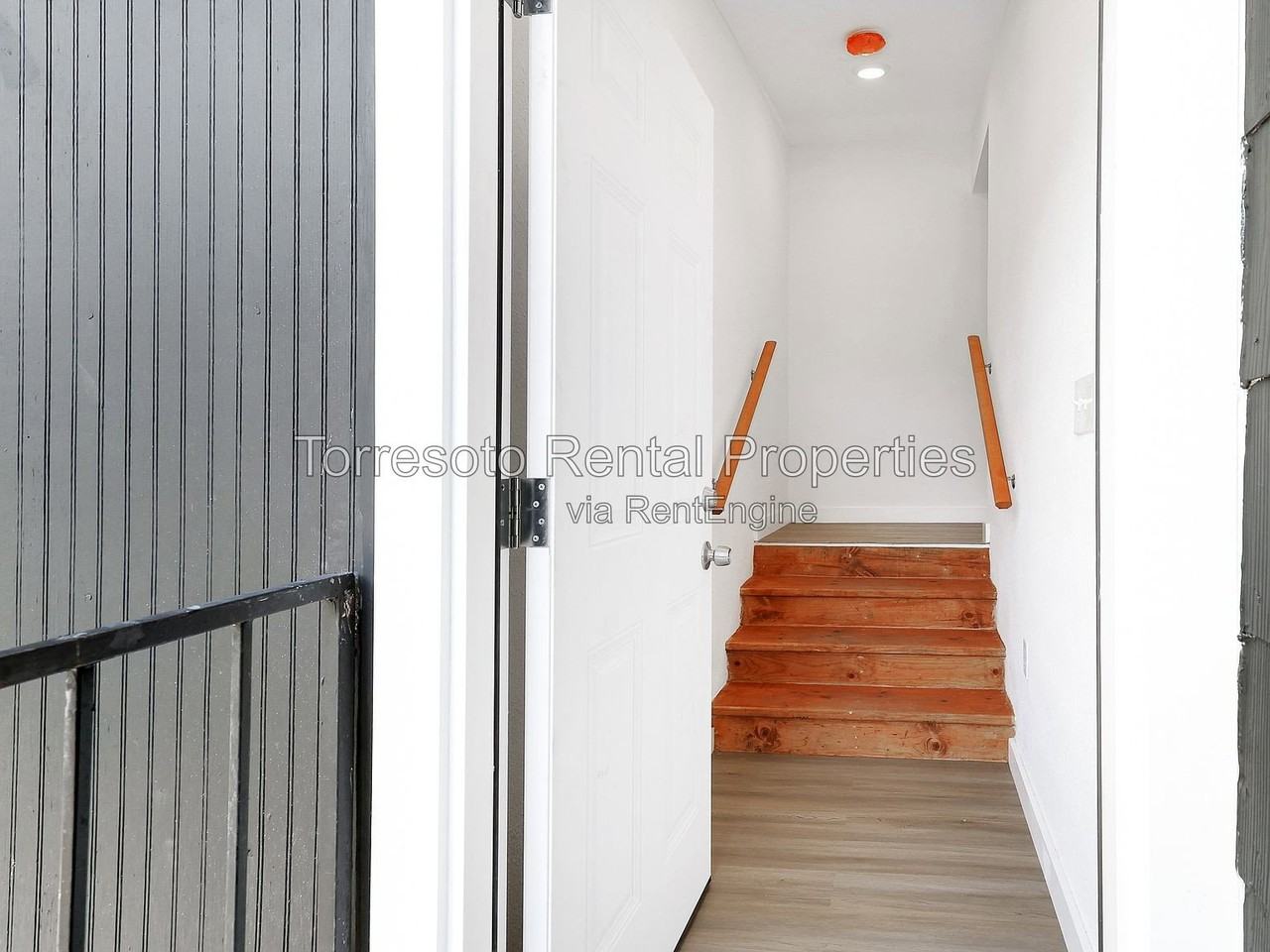 2326 Cincinnati Ave #D - Photo 5 of 24