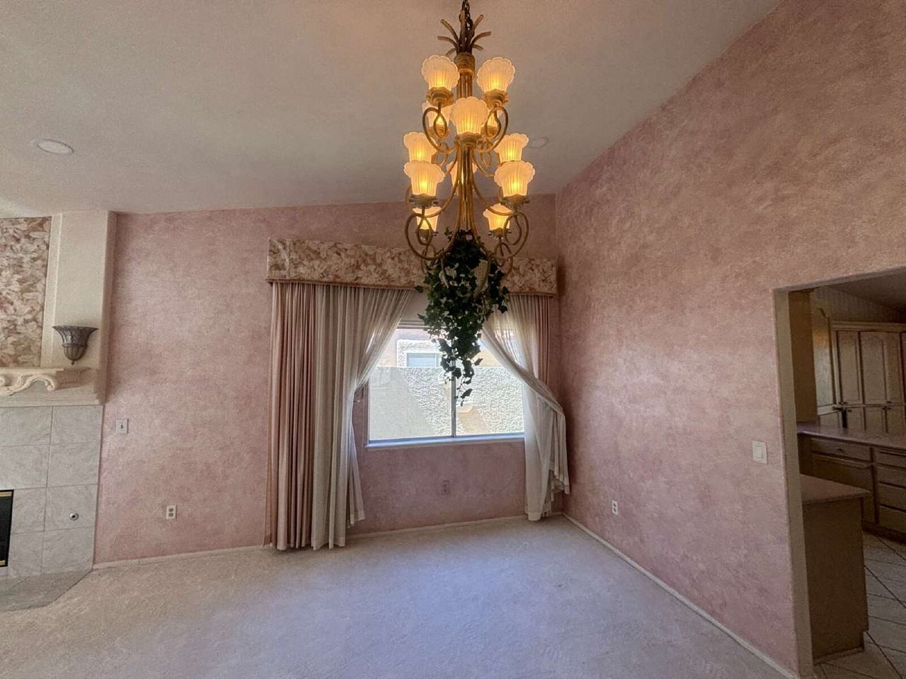 2424 Ocean Front Dr - Photo 2 of 18