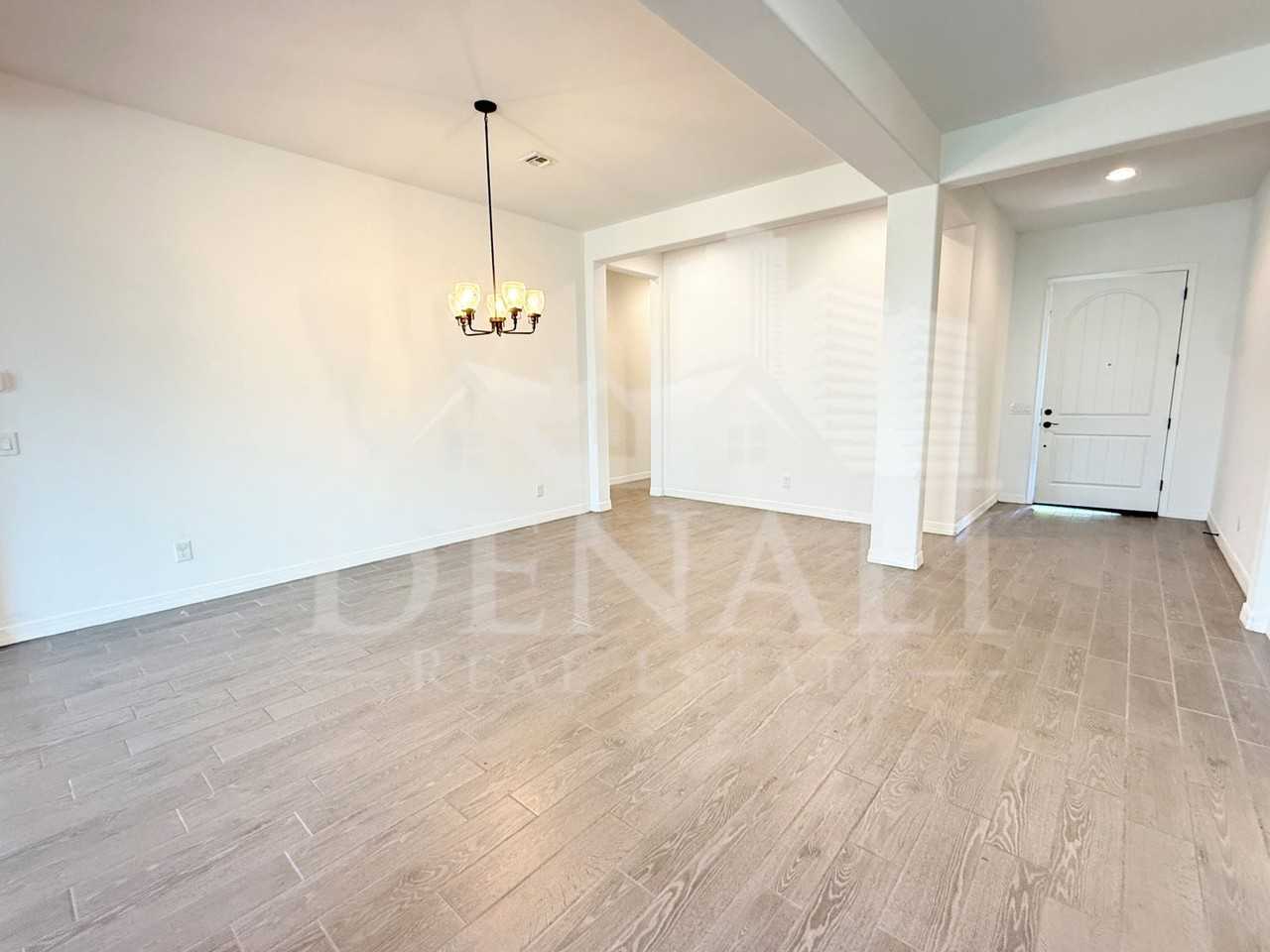 5214 W Thresher Way - Photo 5 of 33