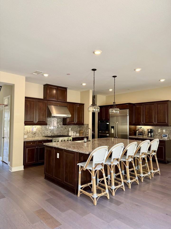 5436 Reef Cir #NA - Photo 6 of 17