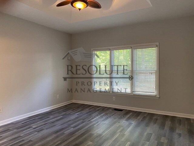 100 Woodbend Ct - Photo 6 of 15