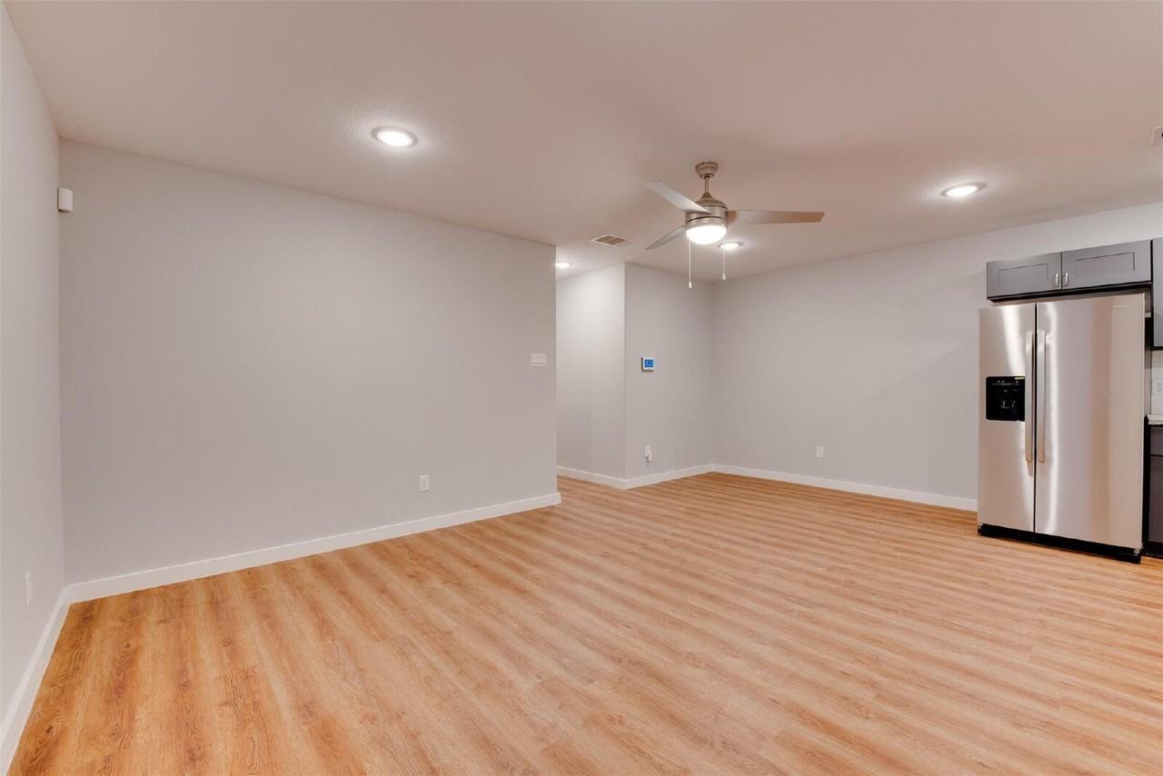 2702 Reid St Unit A - Photo 4 of 26