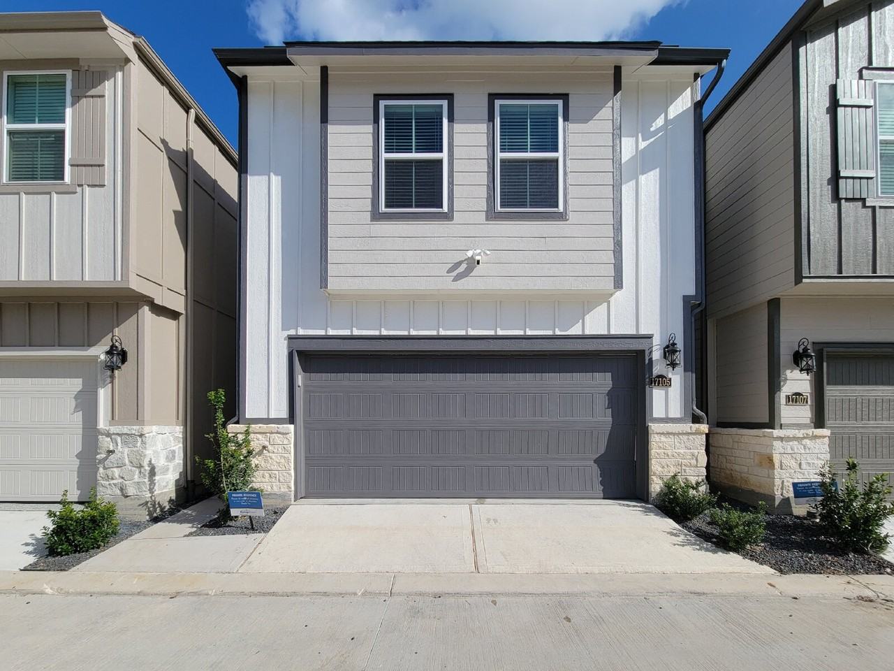 17105 White Acer Way - Photo 3 of 46
