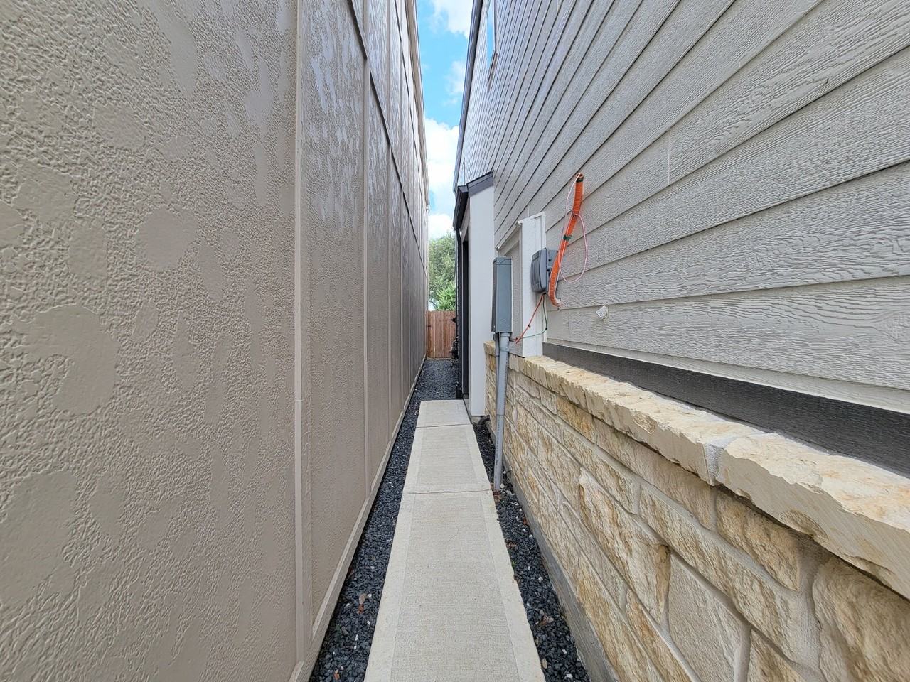 17105 White Acer Way - Photo 5 of 46
