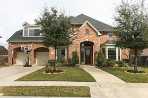 featured image of 7610 Hampton Bay Ln