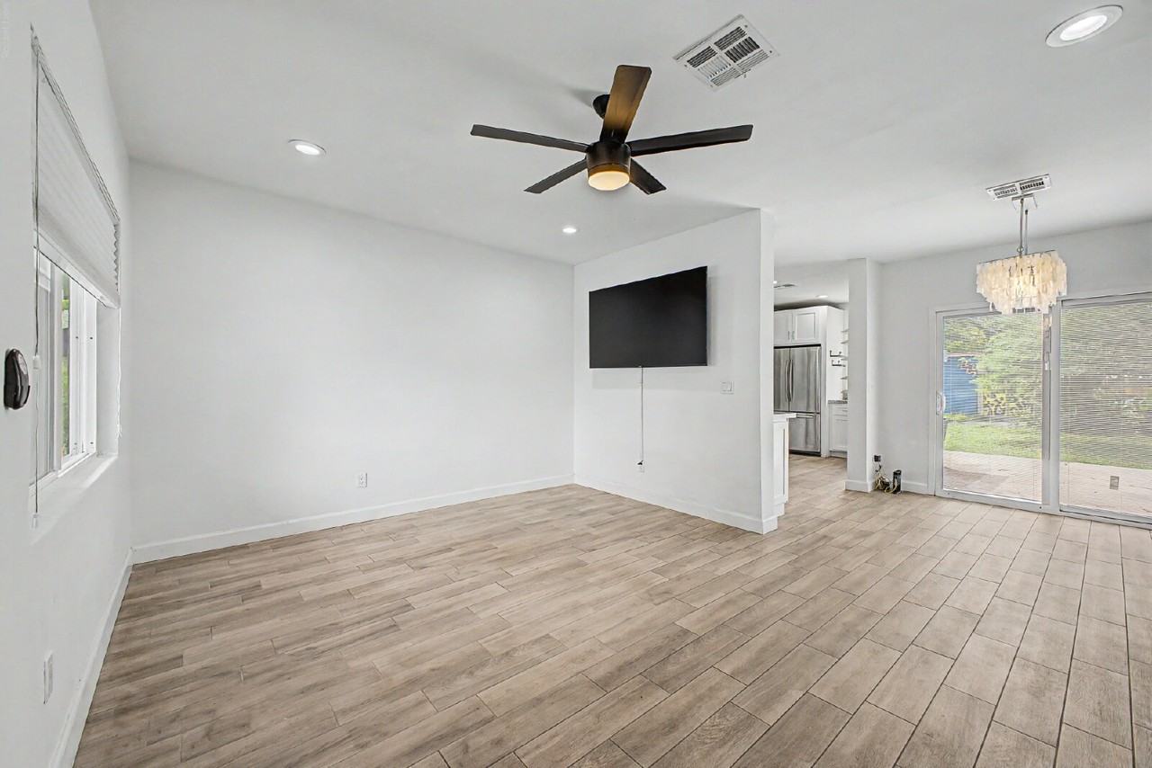 3026 N 27th St - Photo 6 of 28
