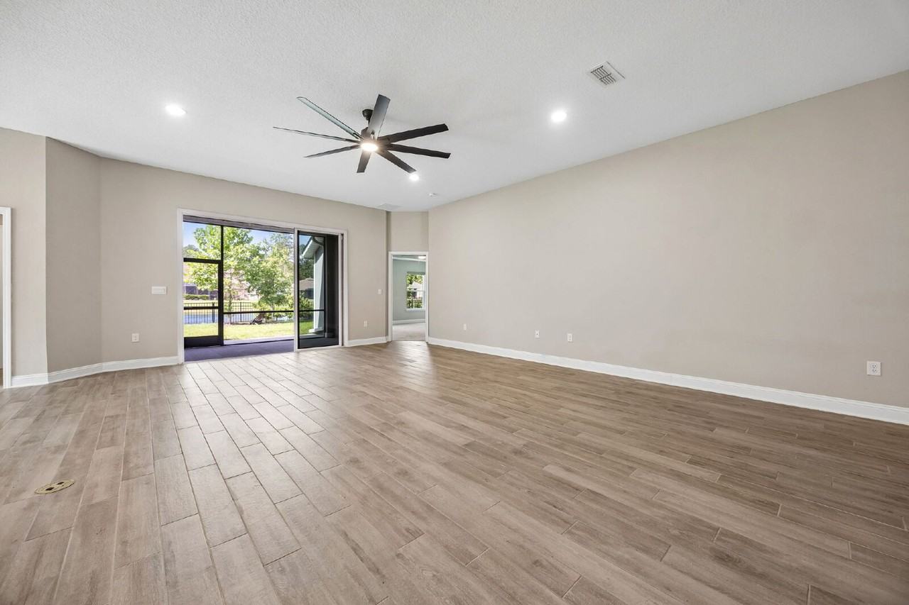 109 Angler Ln - Photo 4 of 27