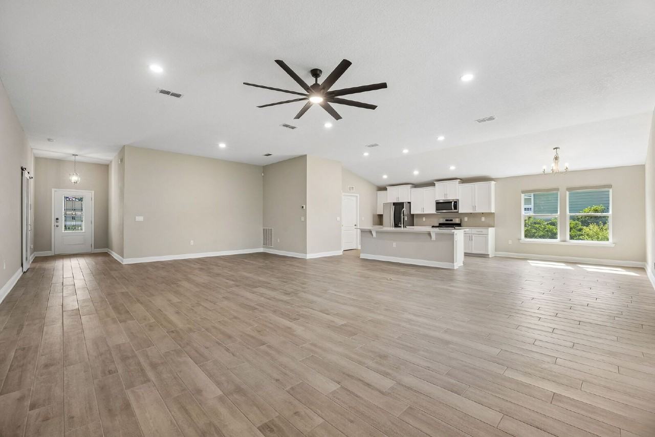 109 Angler Ln - Photo 5 of 27