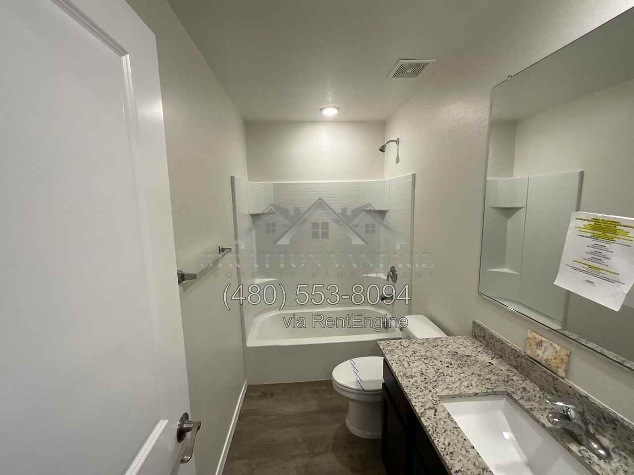 258 S Oak St - Photo 5 of 19