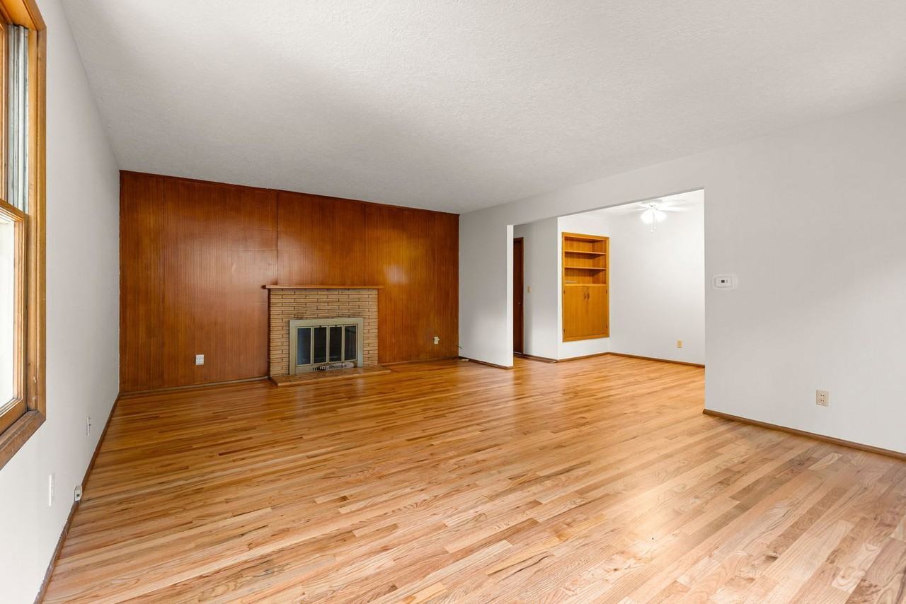2746 Se 31st Ave - Photo 6 of 25