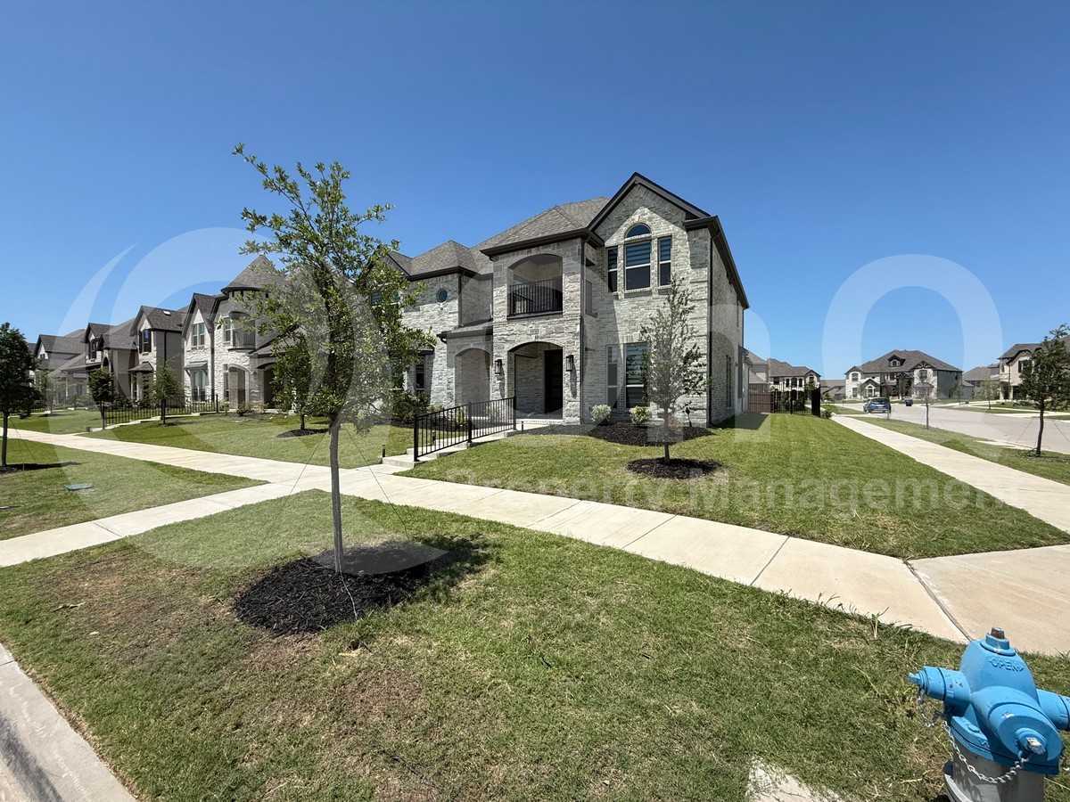 14697 Valley Trl - Photo 2 of 37