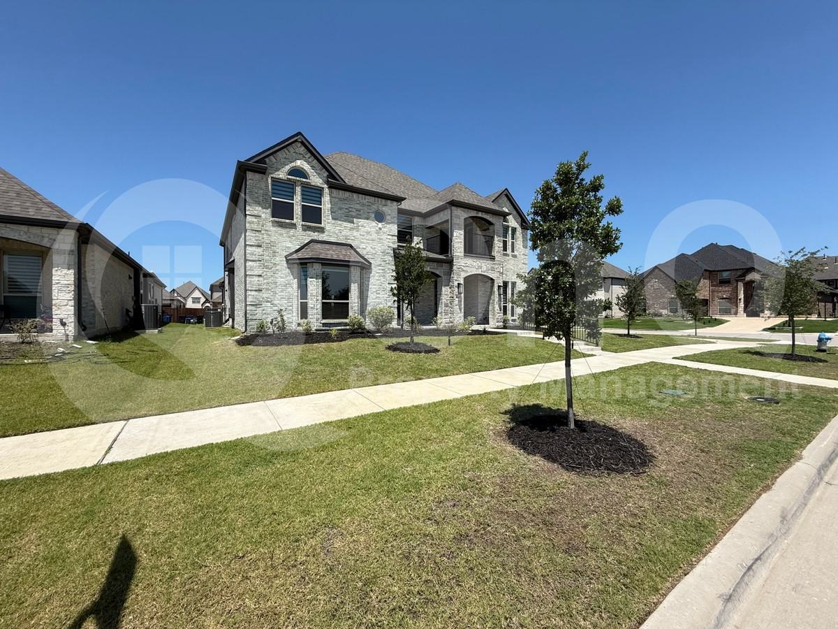 14697 Valley Trl - Photo 3 of 37