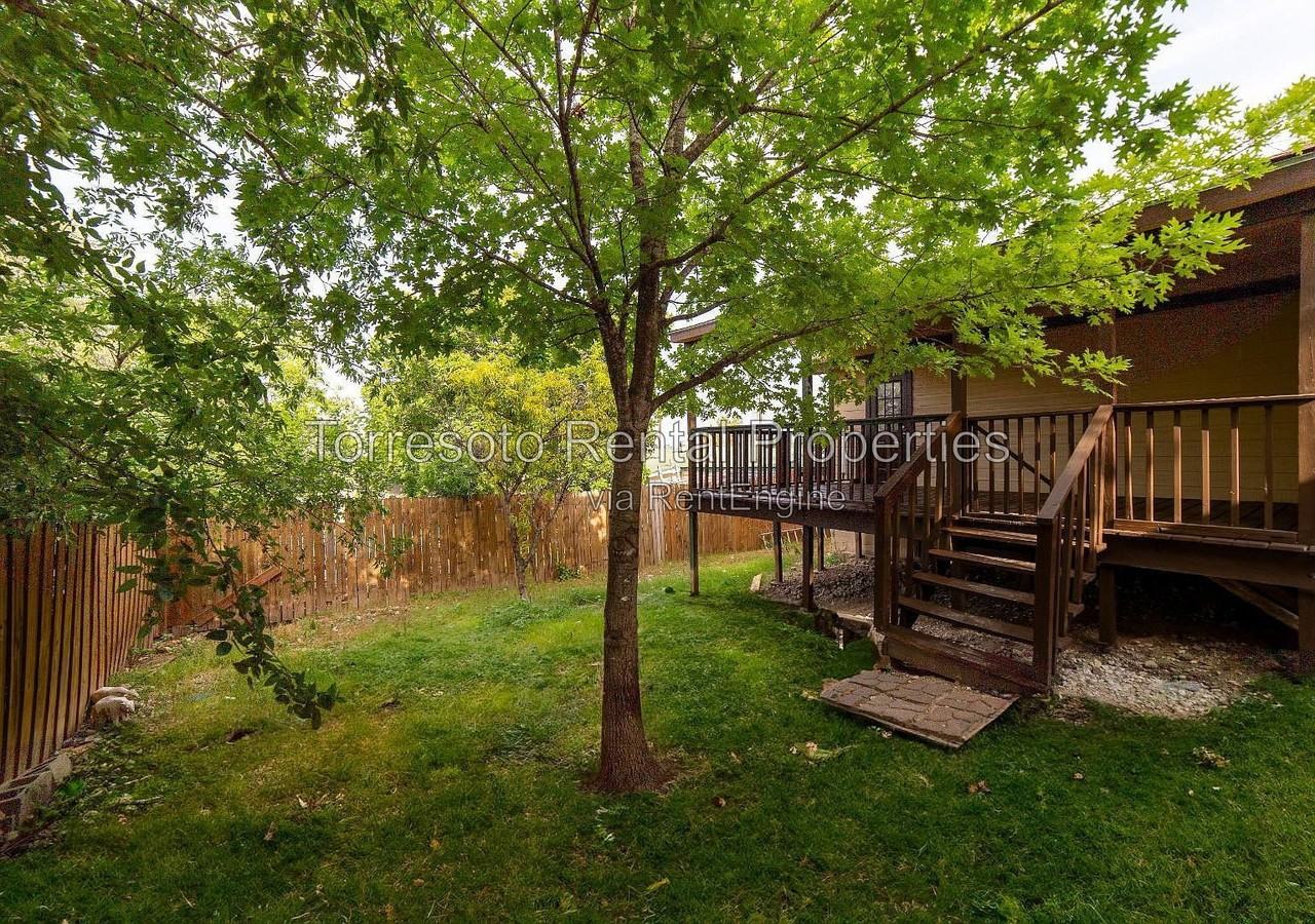1919 E Highland Blvd - Photo 4 of 29