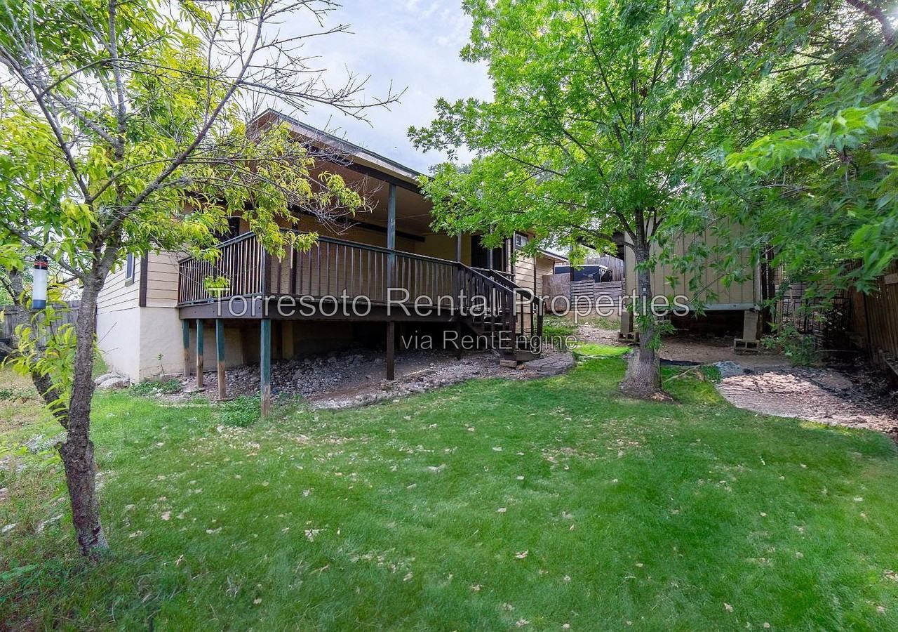 1919 E Highland Blvd - Photo 5 of 29