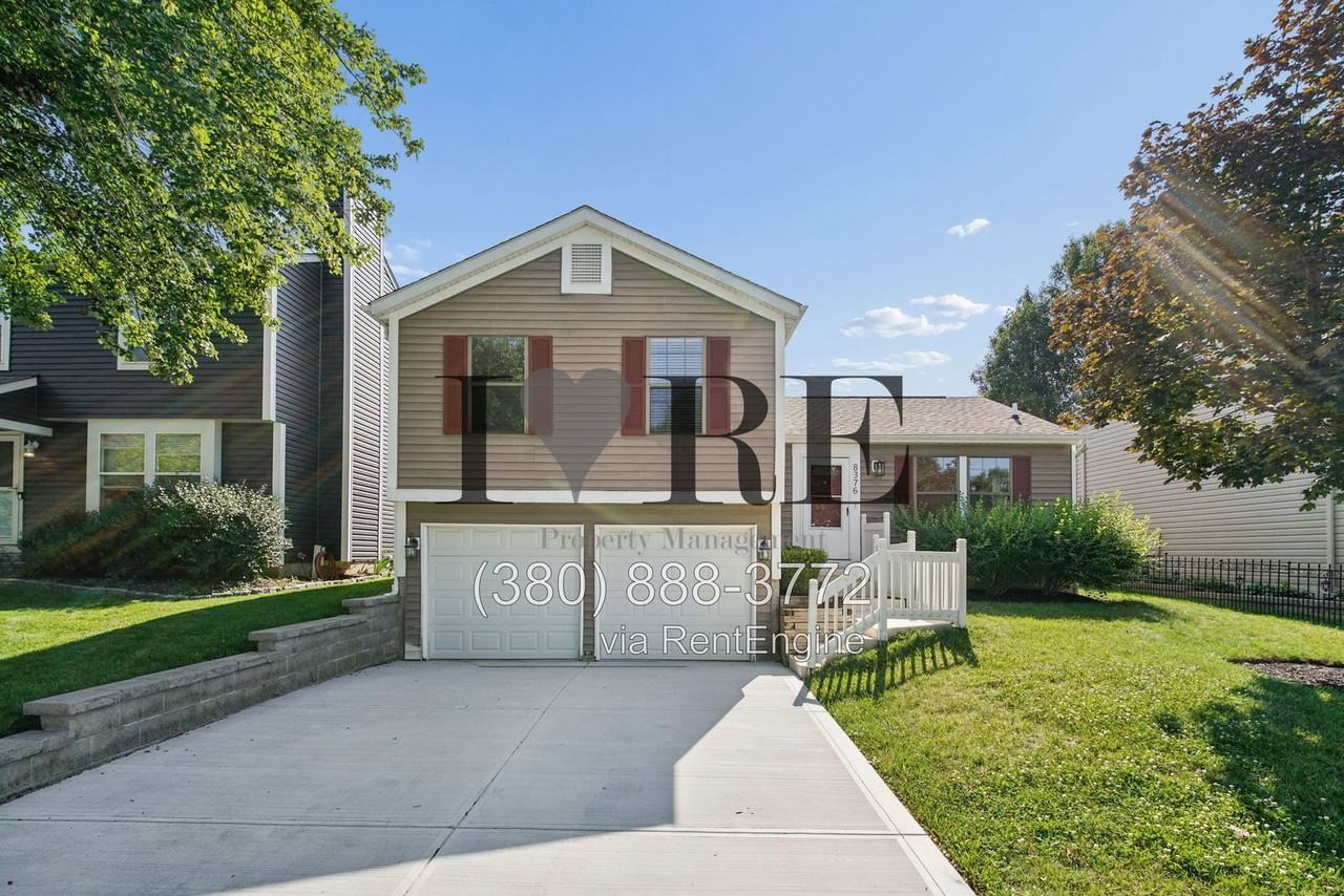 8376 Covered Wagon Ct - Photo 2 of 43