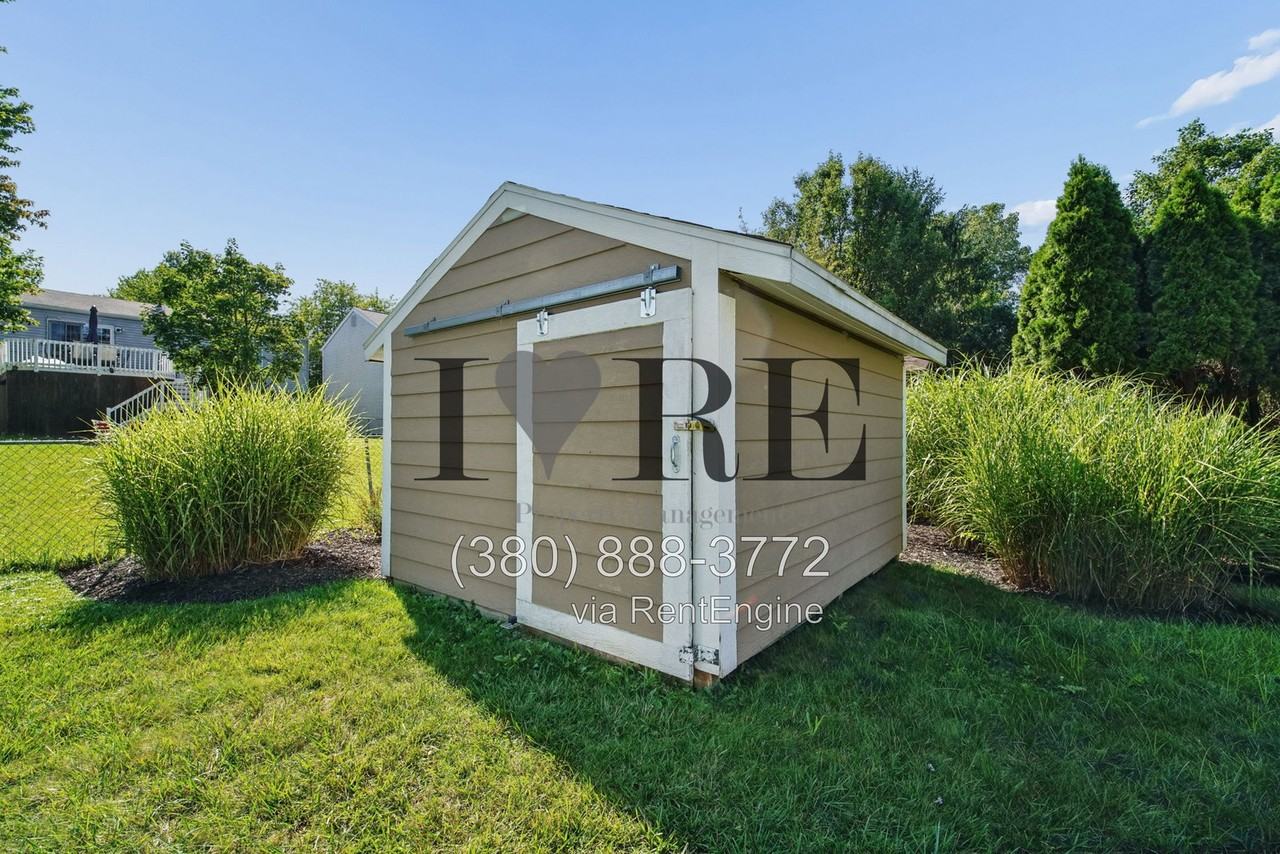 8376 Covered Wagon Ct - Photo 6 of 43