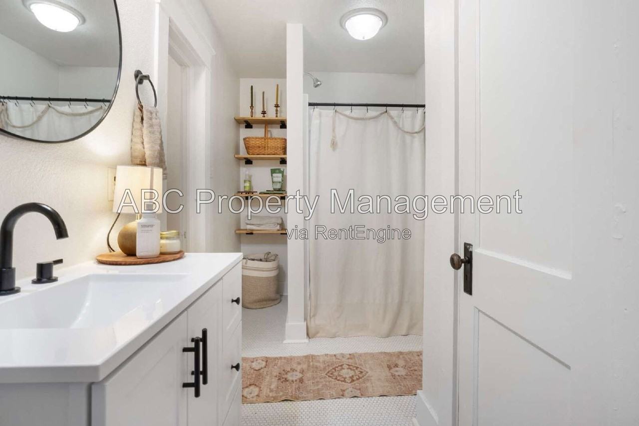 401 W Price Ave - Photo 5 of 15