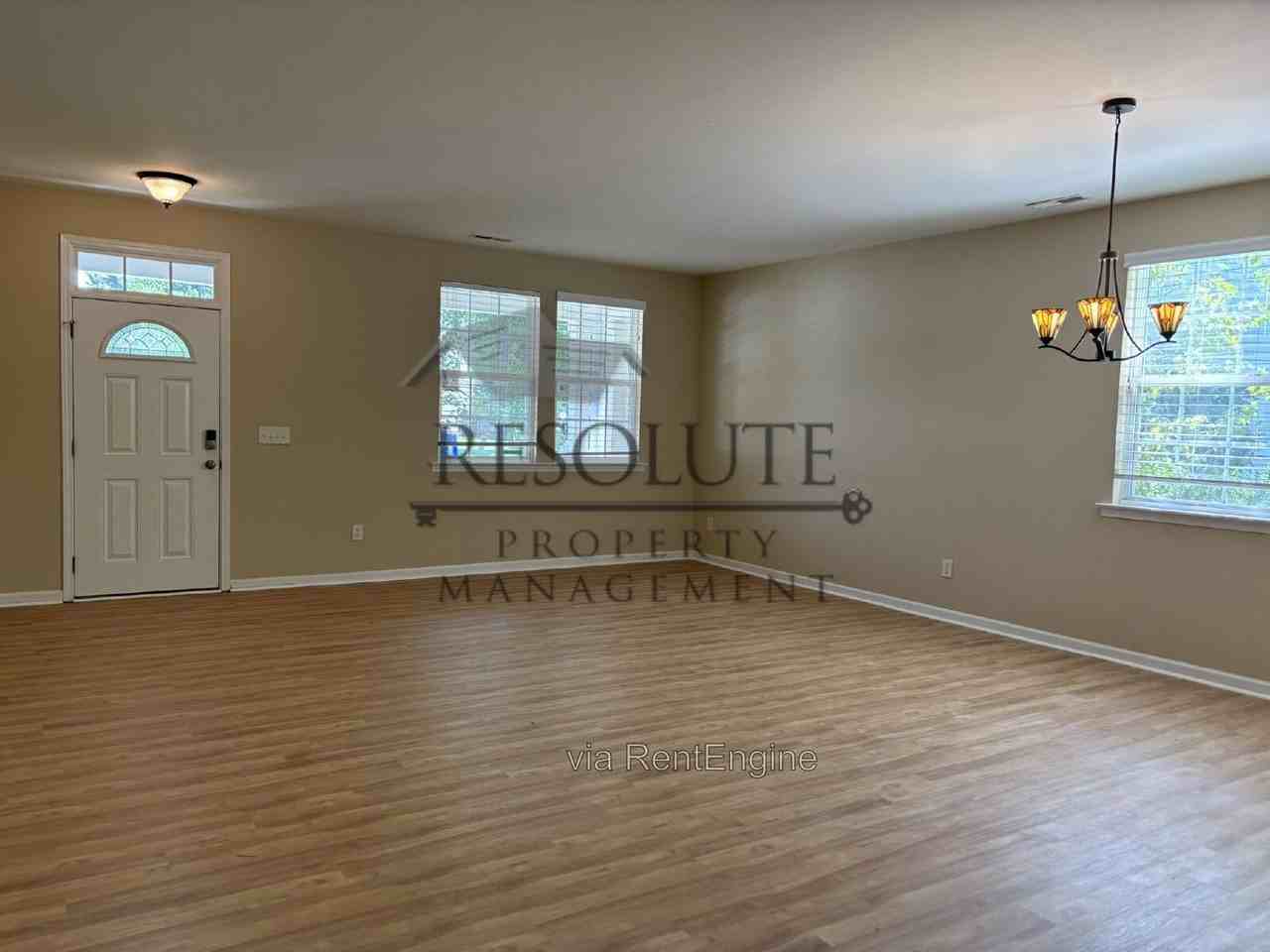 4 Spicewood Ct - Photo 4 of 15