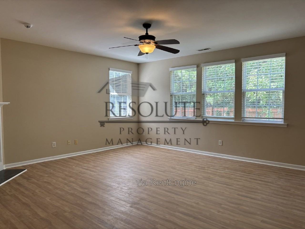 4 Spicewood Ct - Photo 5 of 15