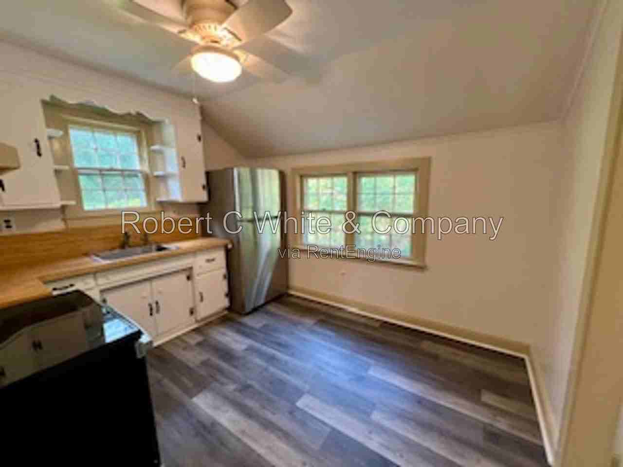 604 Huckleberry Hill Rd - Photo 4 of 17