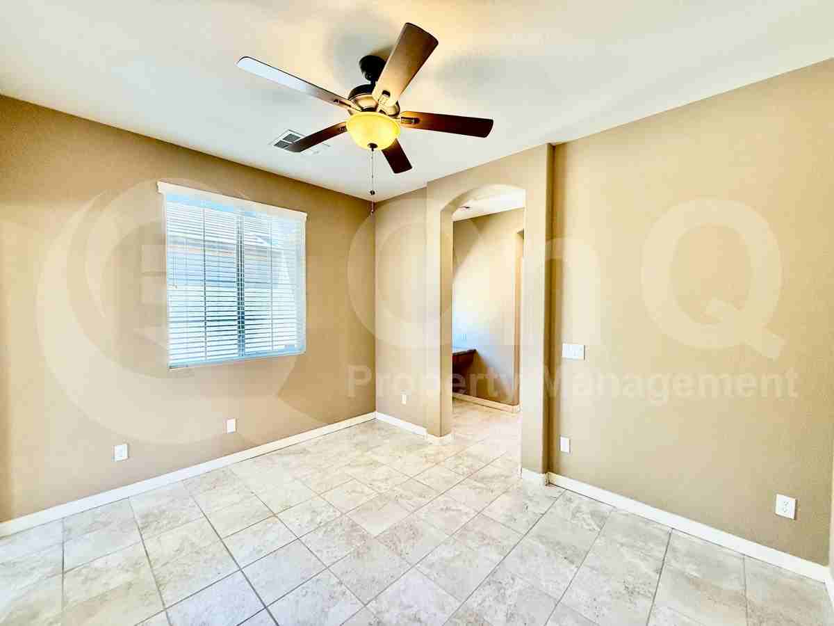 41896 W Monteverde Ct - Photo 7 of 27