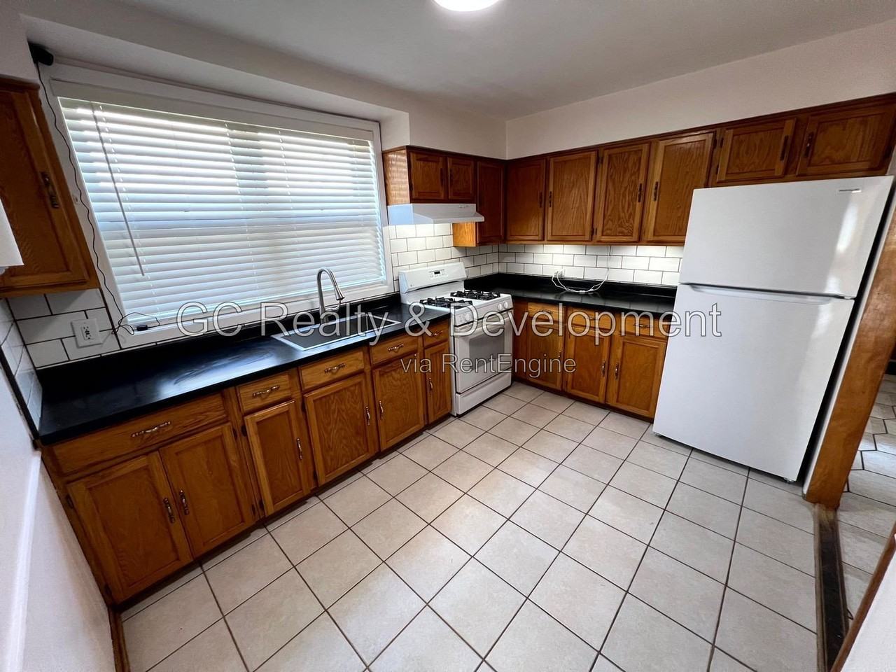 4447 N Melvina Ave #1 - Photo 2 of 12