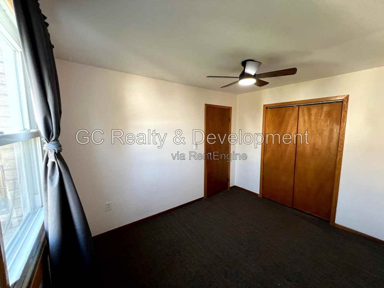 4447 N Melvina Ave #1 - Photo 4 of 12