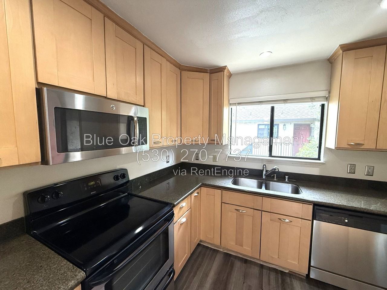 1420 Sherman Ave - Photo 5 of 12